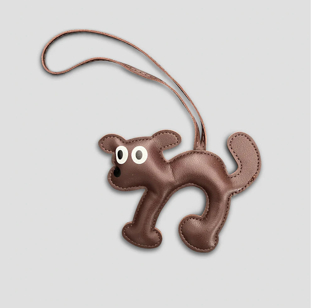 Cartoon Dog Anhänger braun, schwarz, cognac