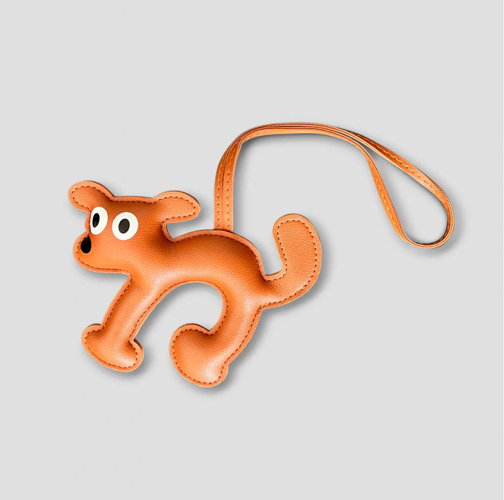 Cartoon Dog Anhänger braun, schwarz, cognac