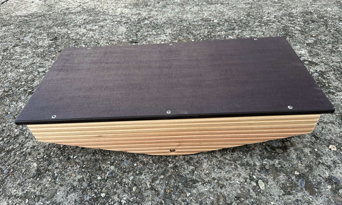 Balancierbrett aus Holz