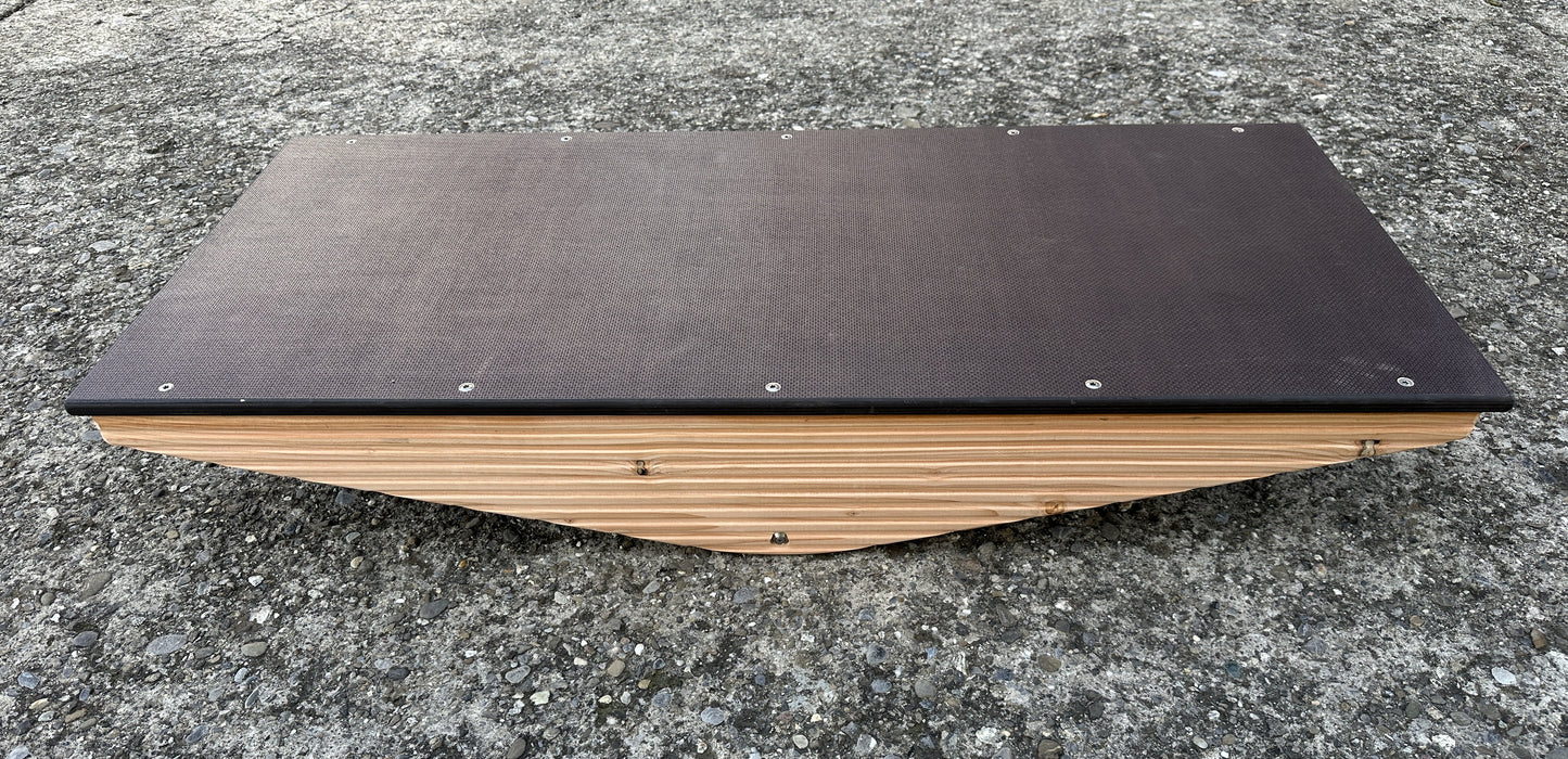 Balancierbrett aus Holz