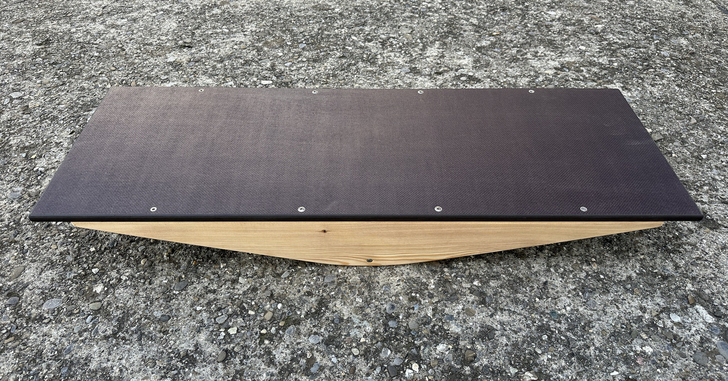 Balancierbrett aus Holz