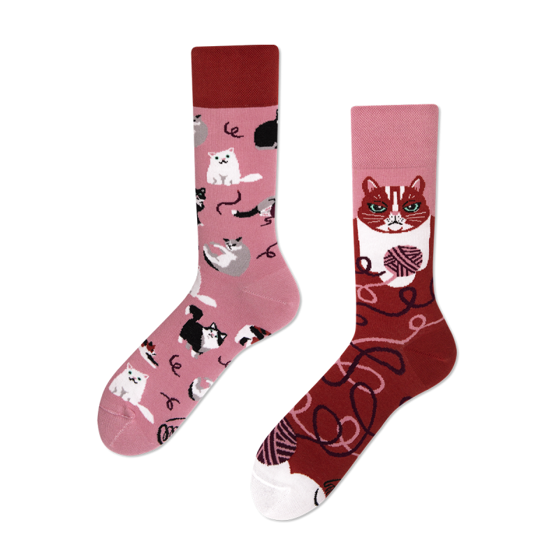 Playful Cat Socken by Many Mornings