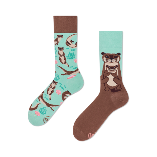 OTTER STORIES Socken by Many Mornings