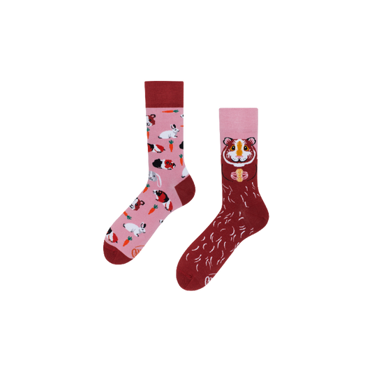 Miss Guinea Pig Socken by Many Mornings