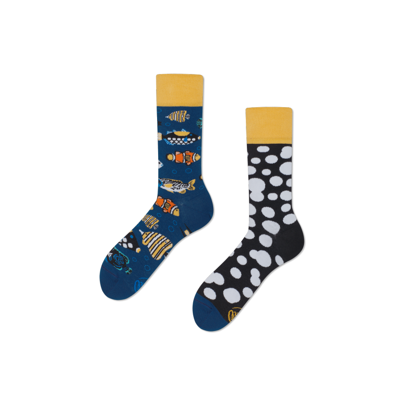 Tropical Fish Socken by Many Mornings